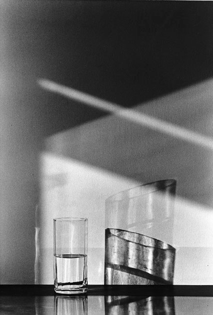 04_2thepositiveside.modicare.water.shadow.blackandwhite.jpg